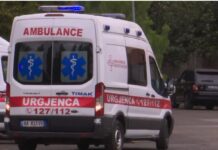 LAJMI FUNDIT/ Tentoi të d*mtonte veten në Maliq, dërgohet nga Korça drejt Tiranës për trajtim të specializuar Maliqit