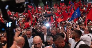 Dënimi i Gjuhës Ofenduese në Diskursin Publik: Një Thirrje për Ndjeshmëri dhe Respekt 4 rama